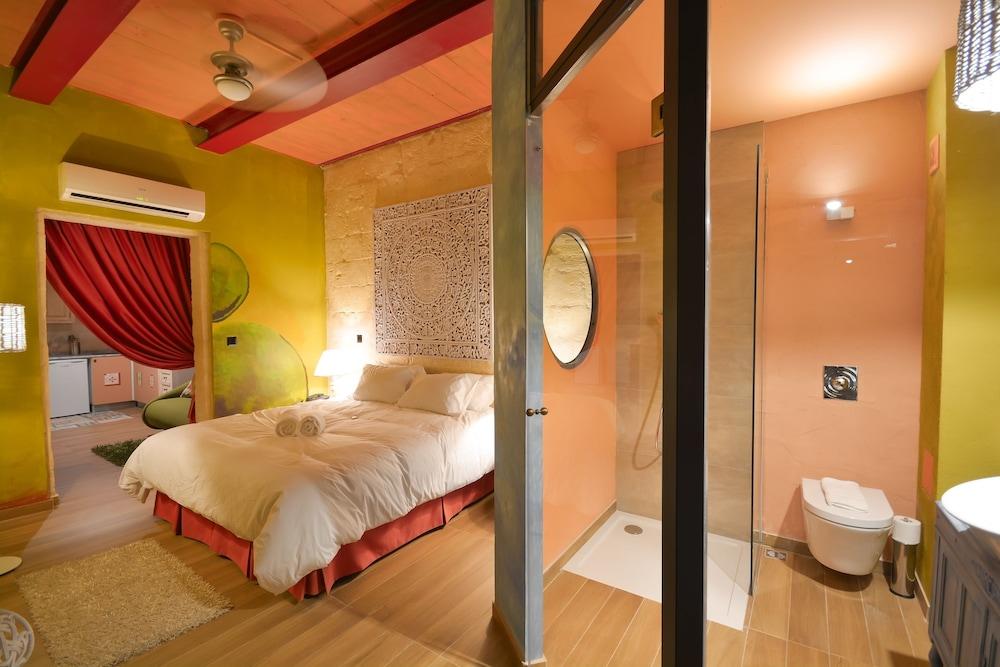 The Vincent Boutique Suites Валетта Экстерьер фото