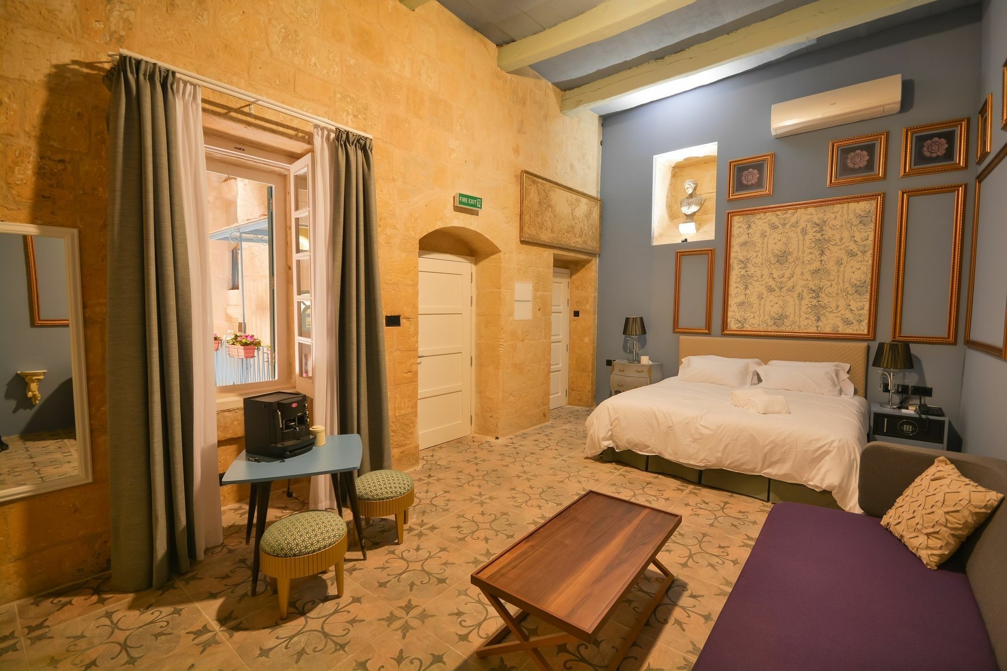 The Vincent Boutique Suites Валетта Экстерьер фото